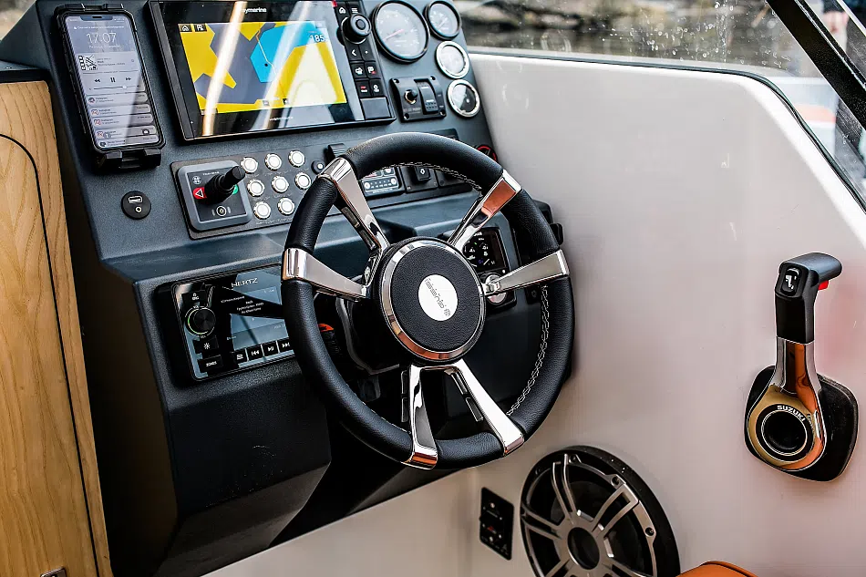 SEARENE composite boat production