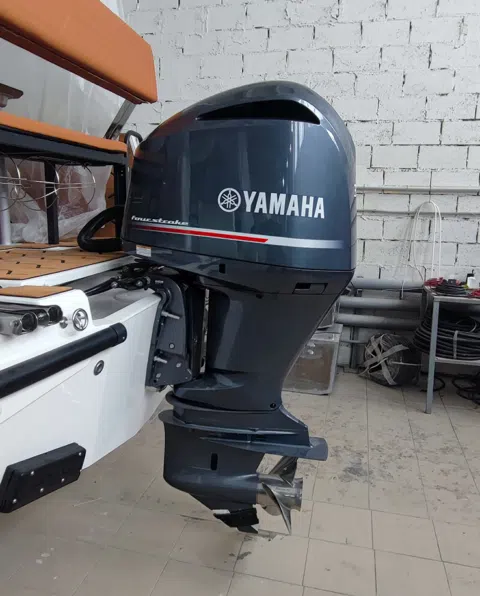 Outboard motor installation