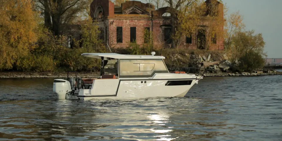 Searena 815 hardtop